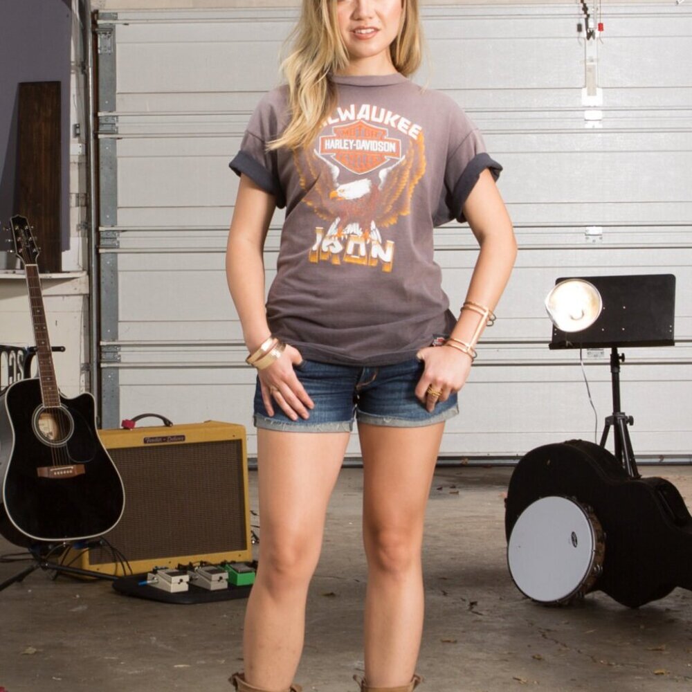 Vintage 1980s HARLEY DAVIDSON Distressed Motorcycle T-Shirt / Eagle / Milwaukee